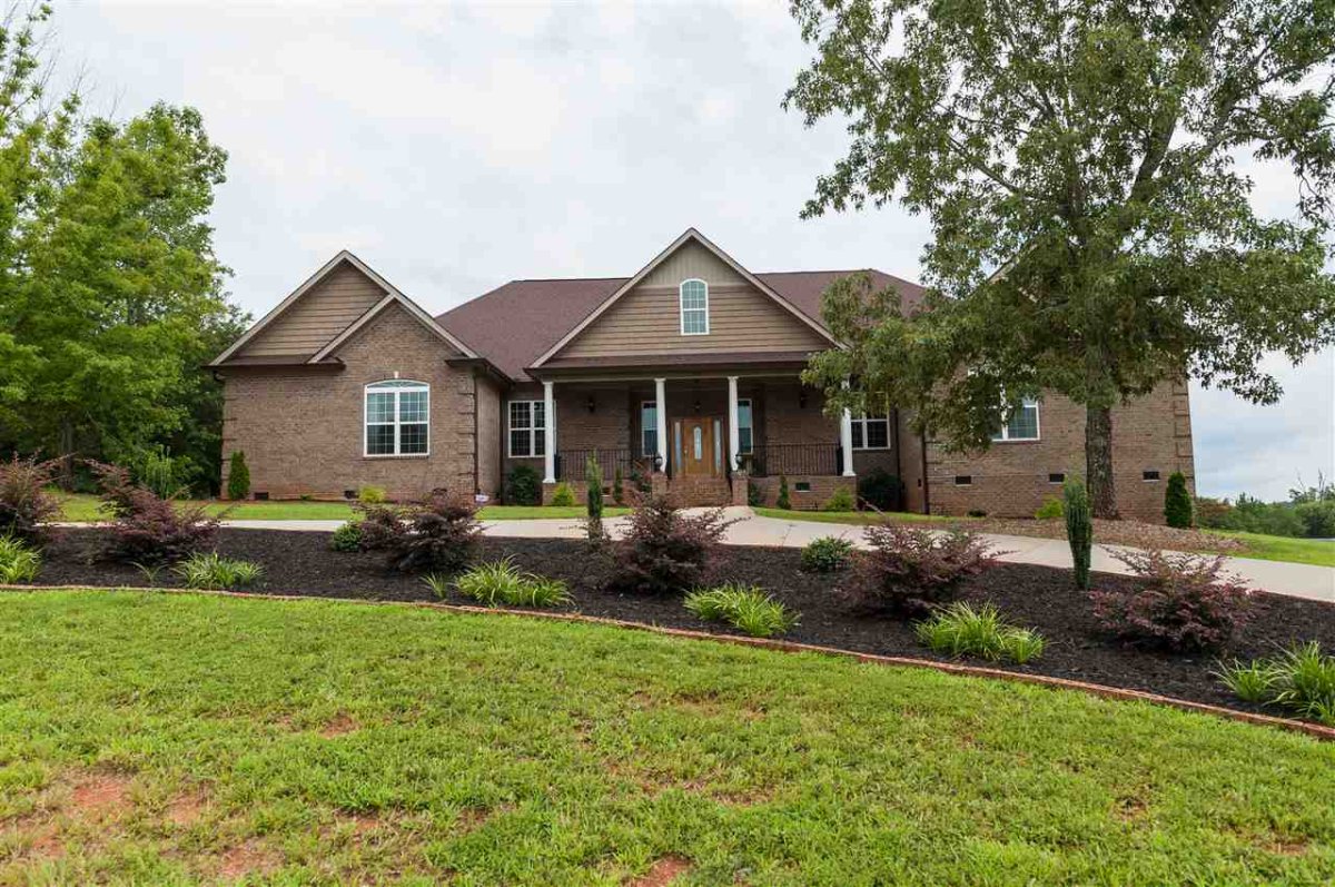 205 Quarterdeck Court