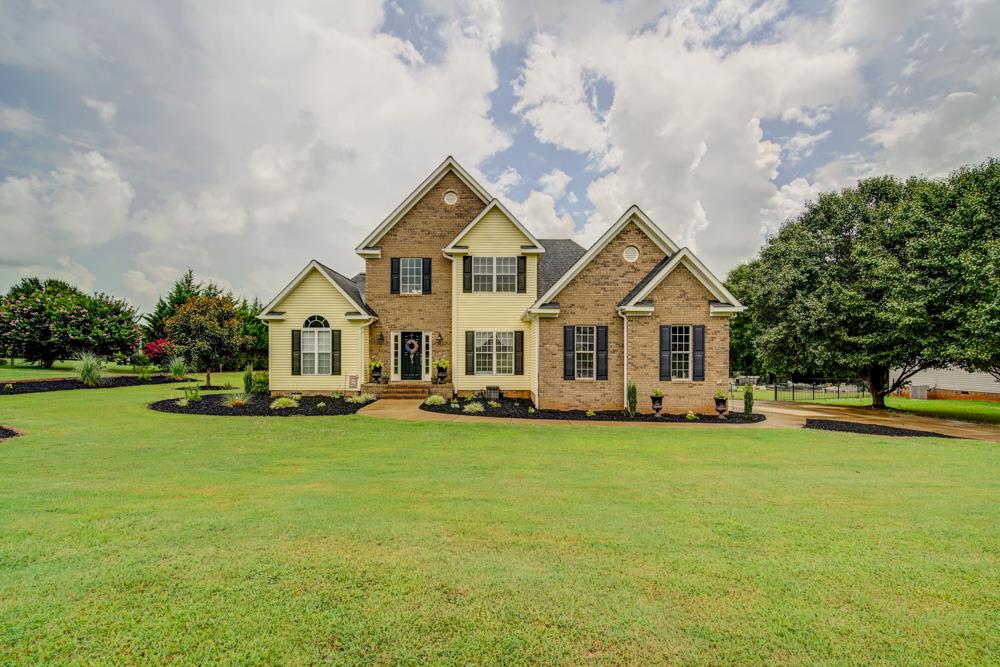 290 Valley High Dr
