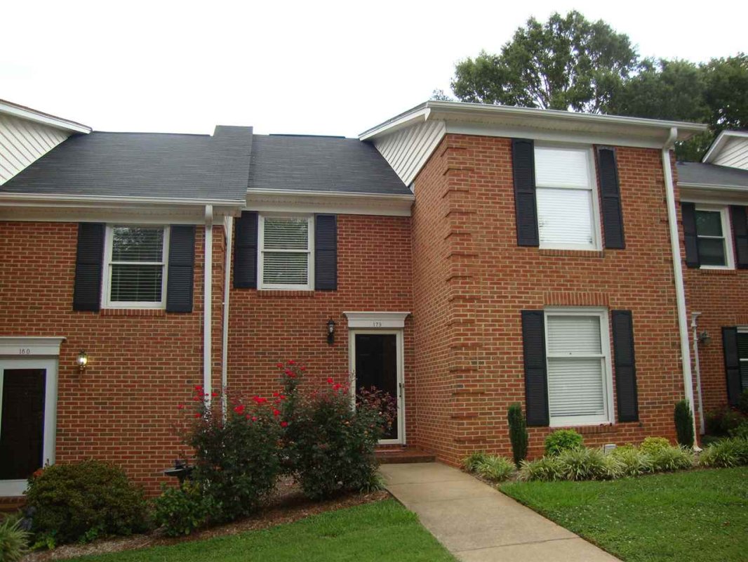 179 Buckstone Lane