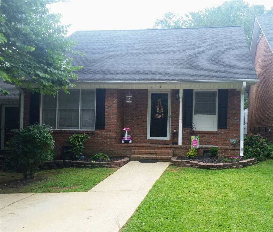 303 Sunridge Drive