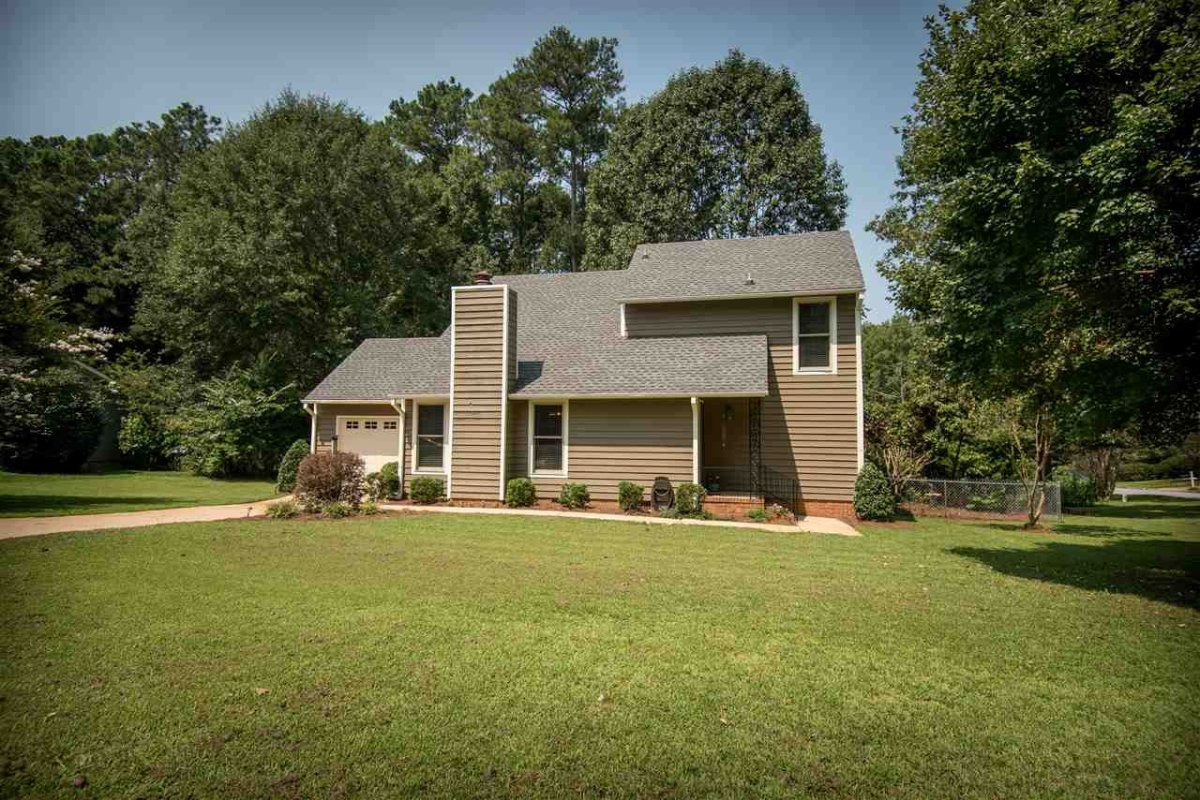 215 Aspenwood Dr