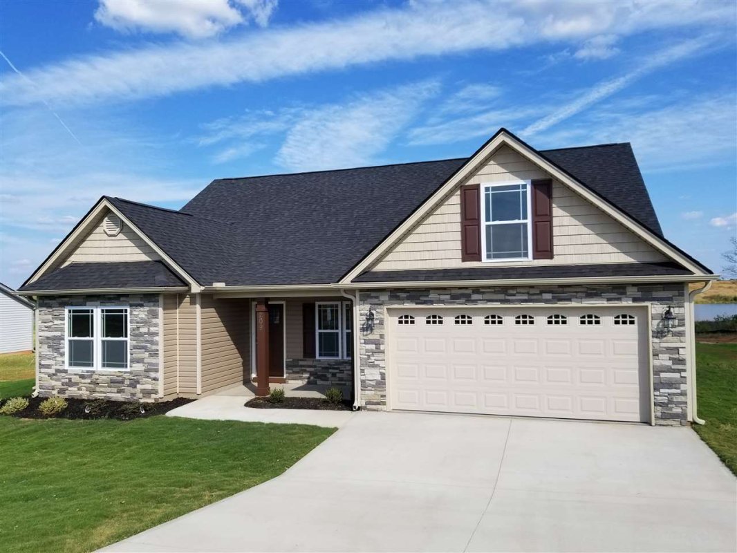 209 Meadow Lake Dr.