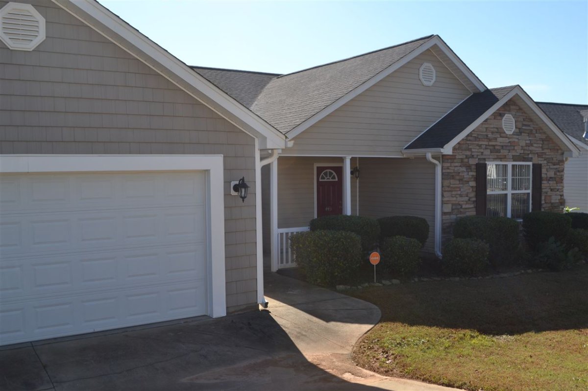 443 Lynnell Way