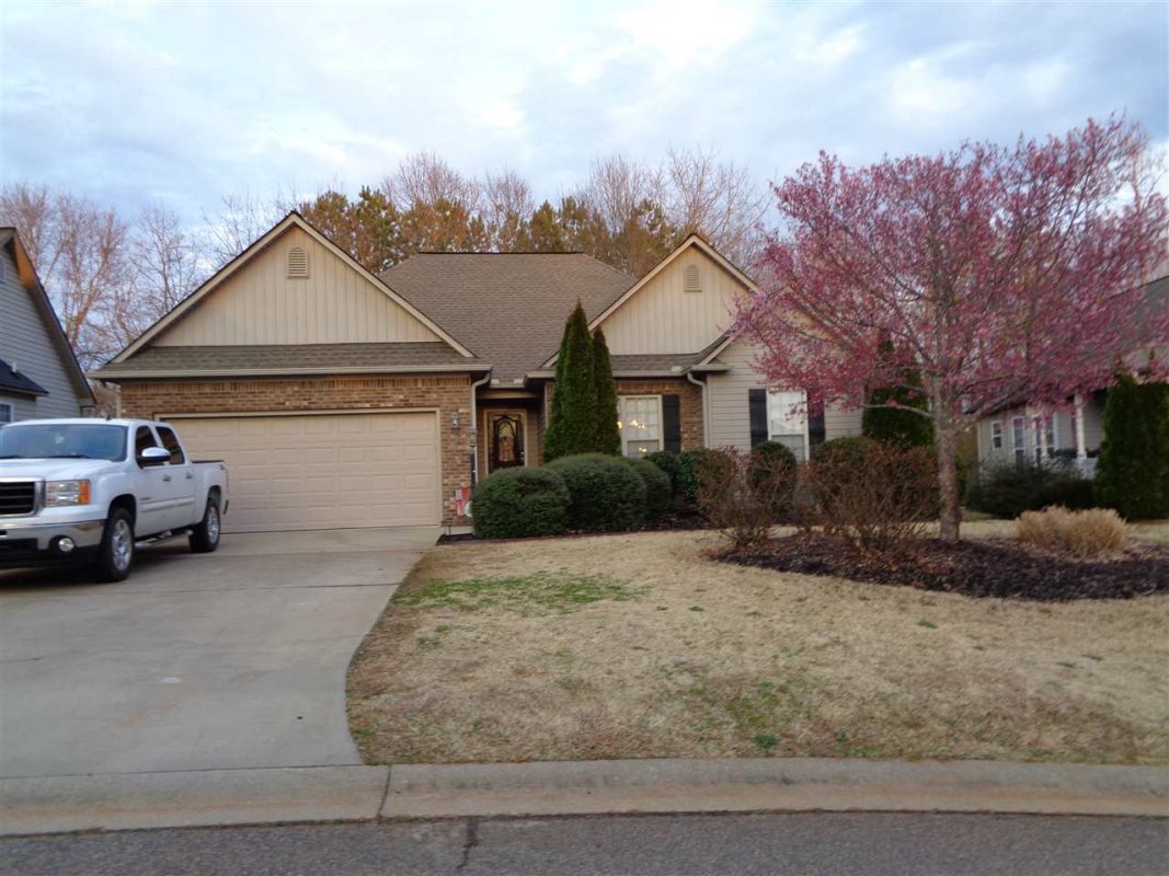 393 Split Oak Lane