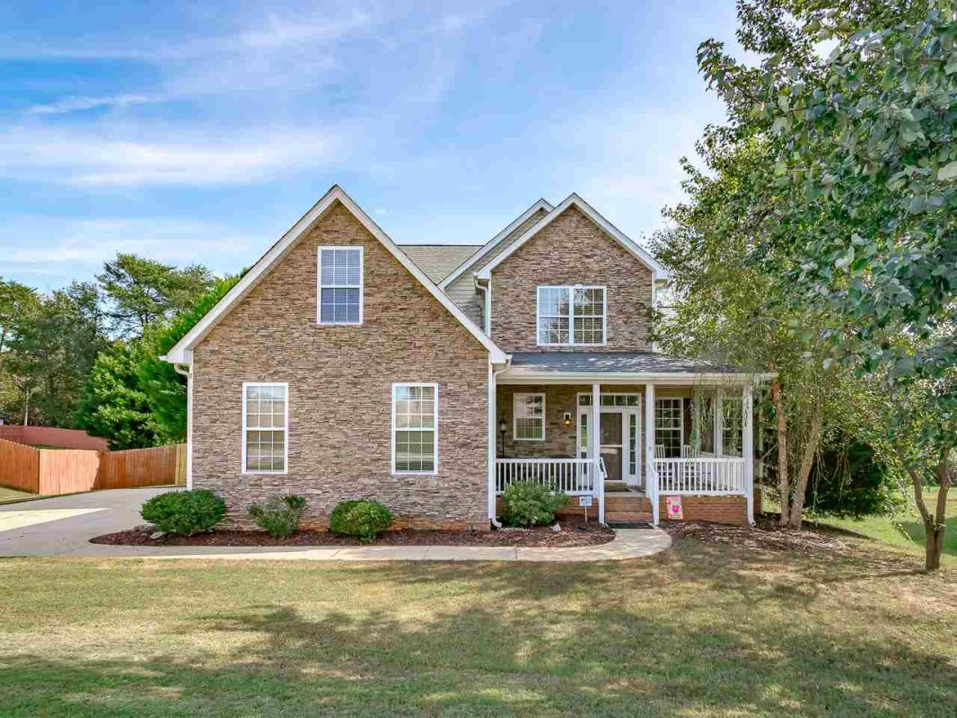 217 Glastonbury Drive