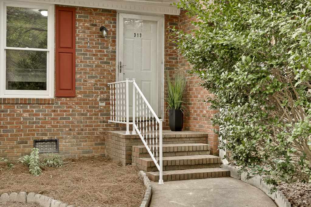 313 Sunridge Drive