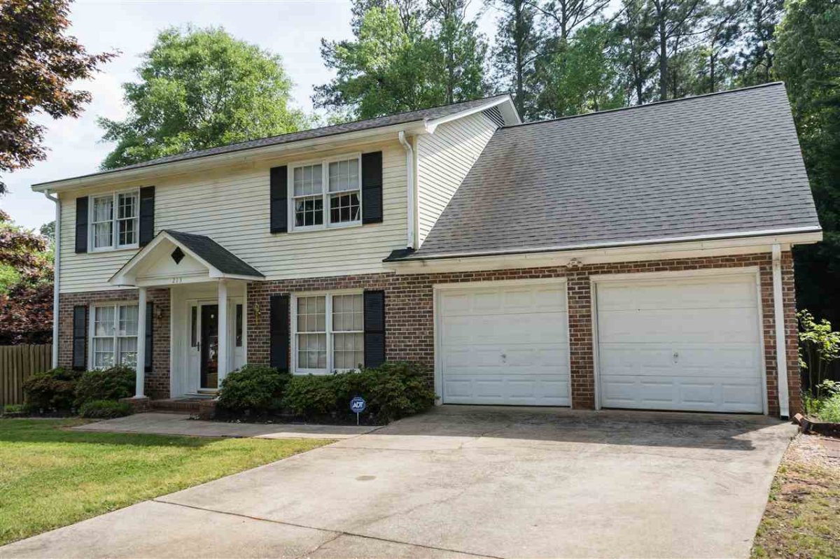 213 Aberdeen Lane