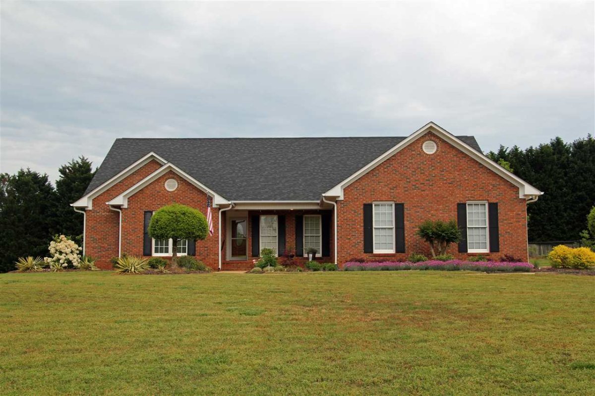305 Haystack Hill