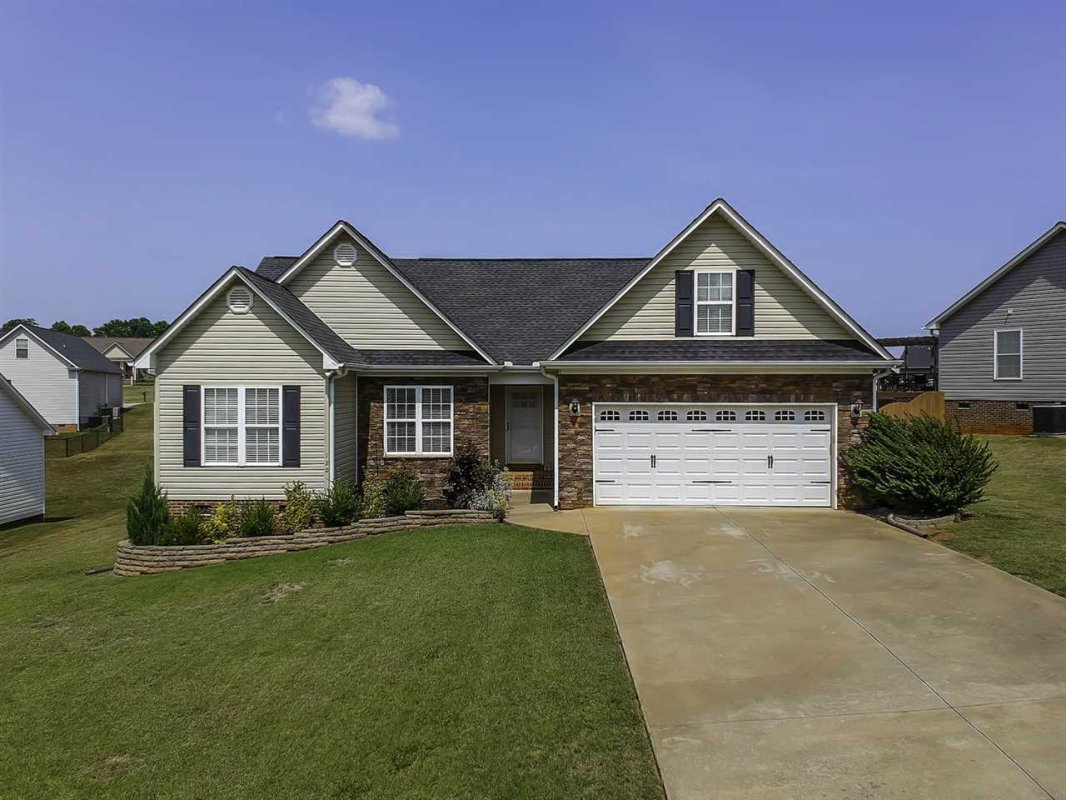 120 Harvest Ridge Dr.
