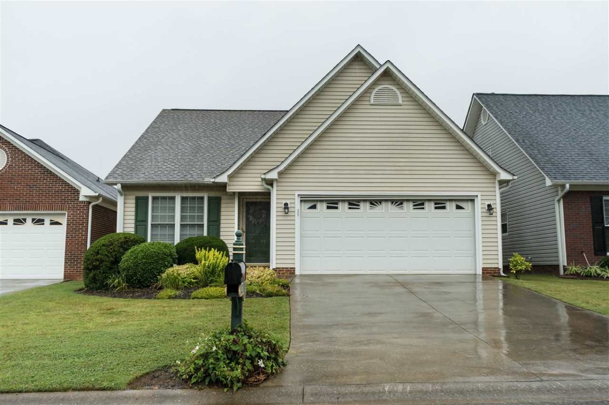 432 Rambling Rose Way
