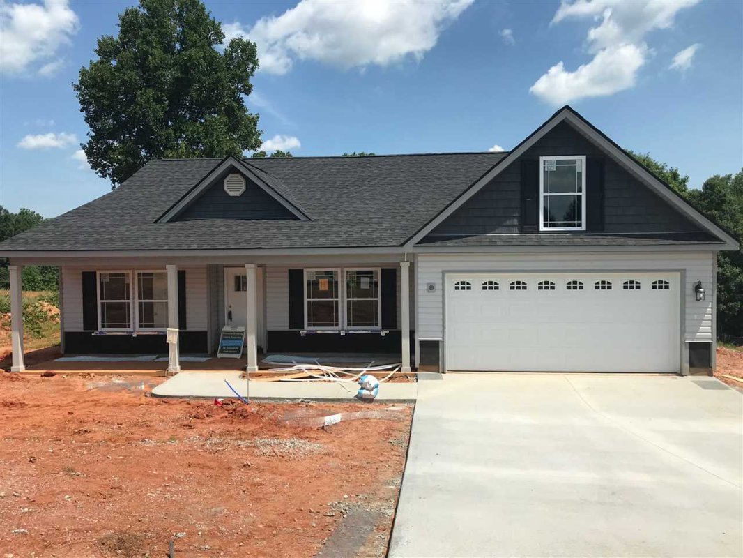 435 Silver Thorne Dr - Lot 11