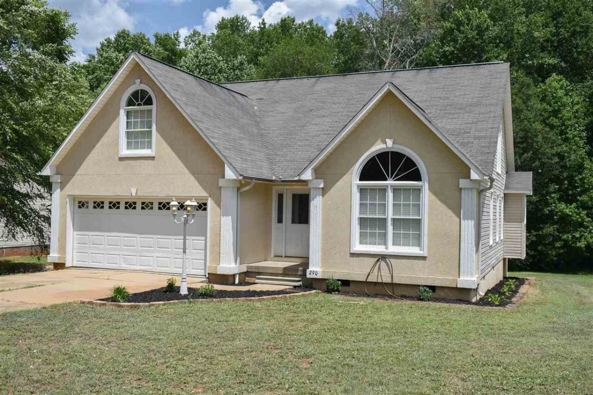 290 Laurelwood Drive