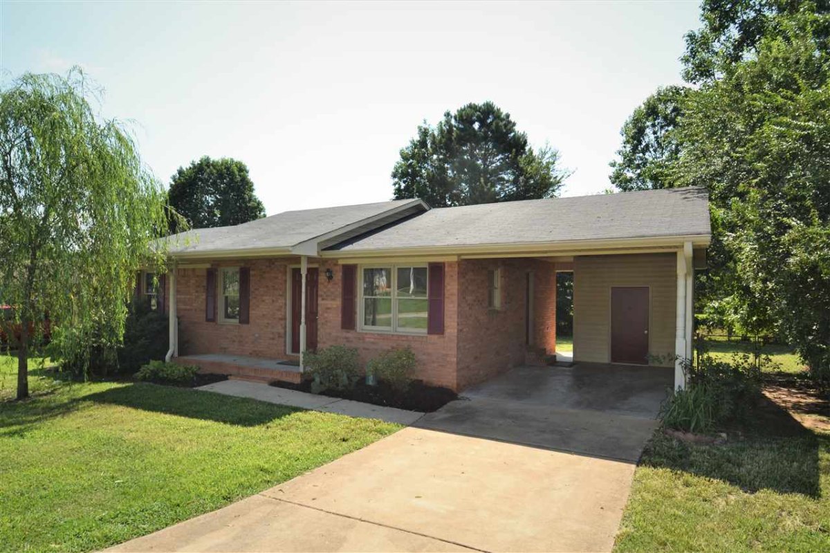 151 Glassy Drive