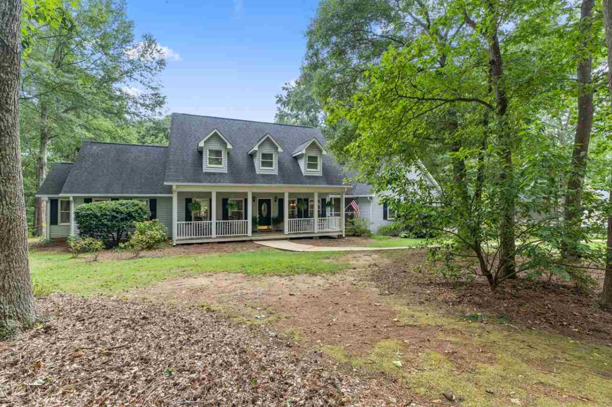 253 Farm Lake Road