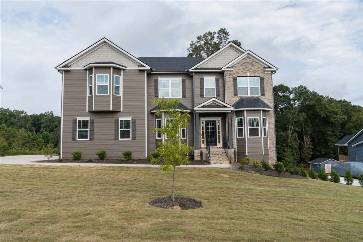 121 Ridgewater Court