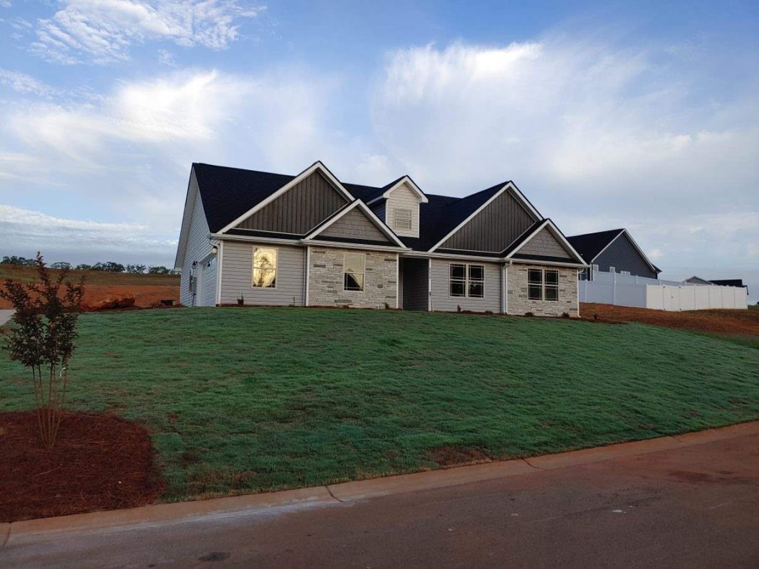 535 Sedona Ct