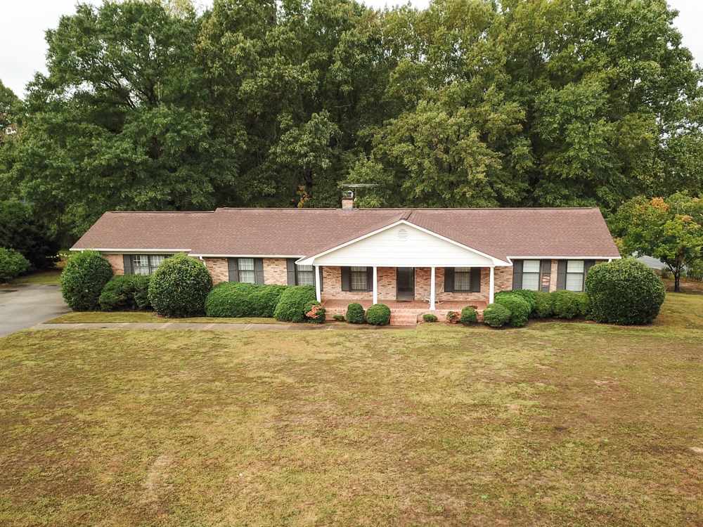 100 Holly Dr