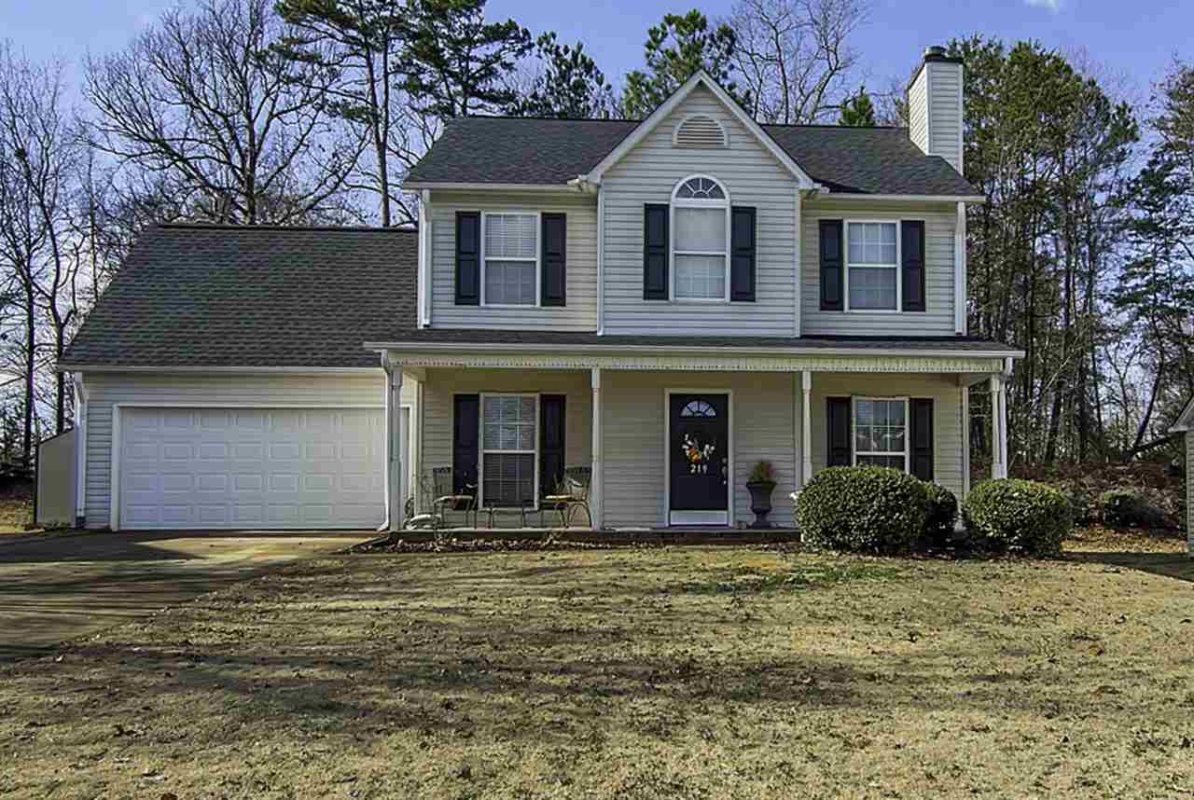 219 W Pheasant Hill Dr