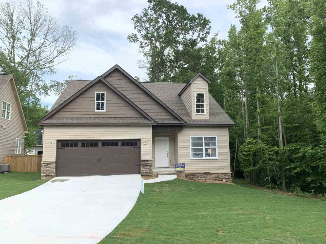 539 Winsland Way