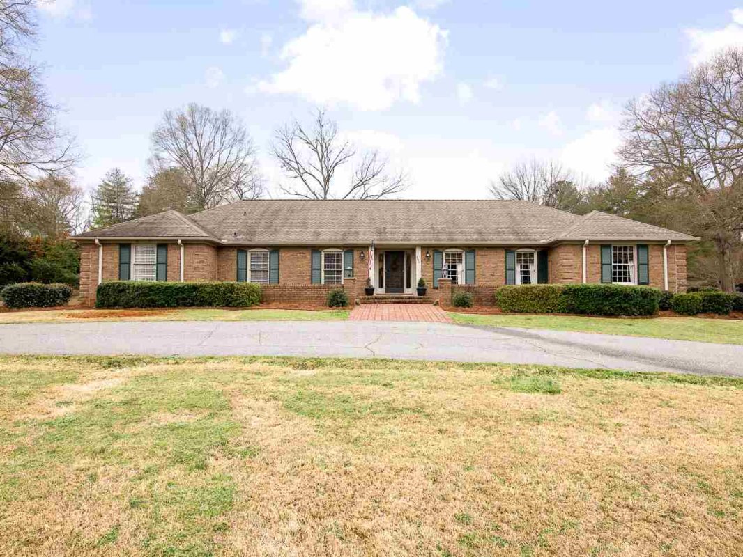 140 Shoreham Road