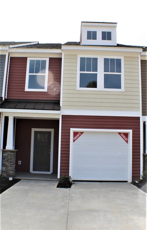 112 Lerner Ct