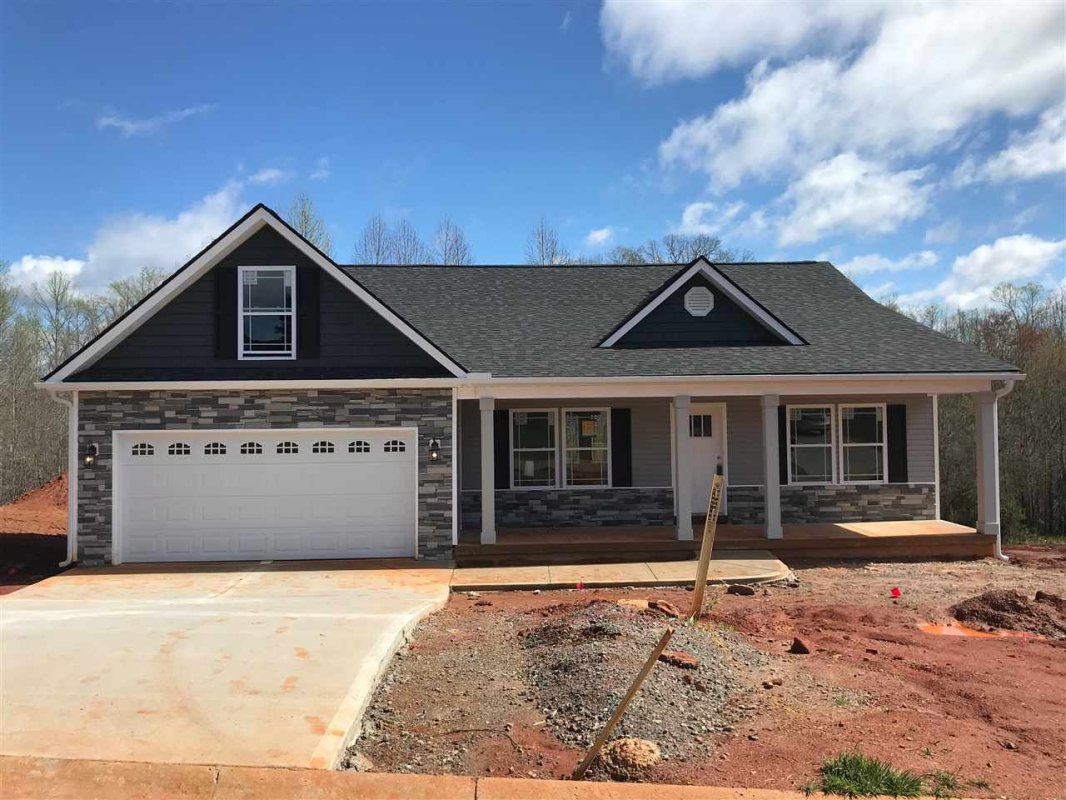 451 Silver Thorne Dr - Lot 15