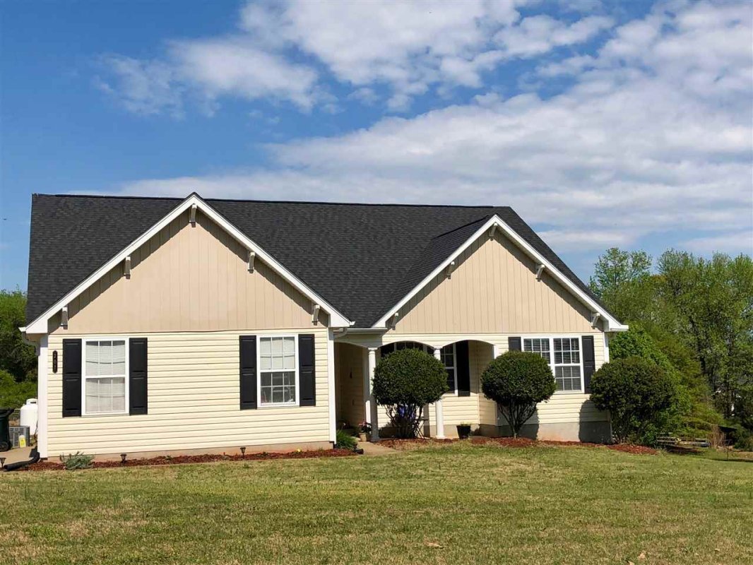 207 Abners Trail Rd