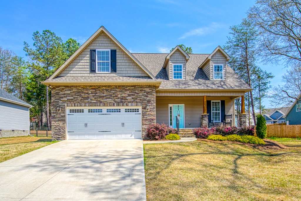 609 Clovis Ct