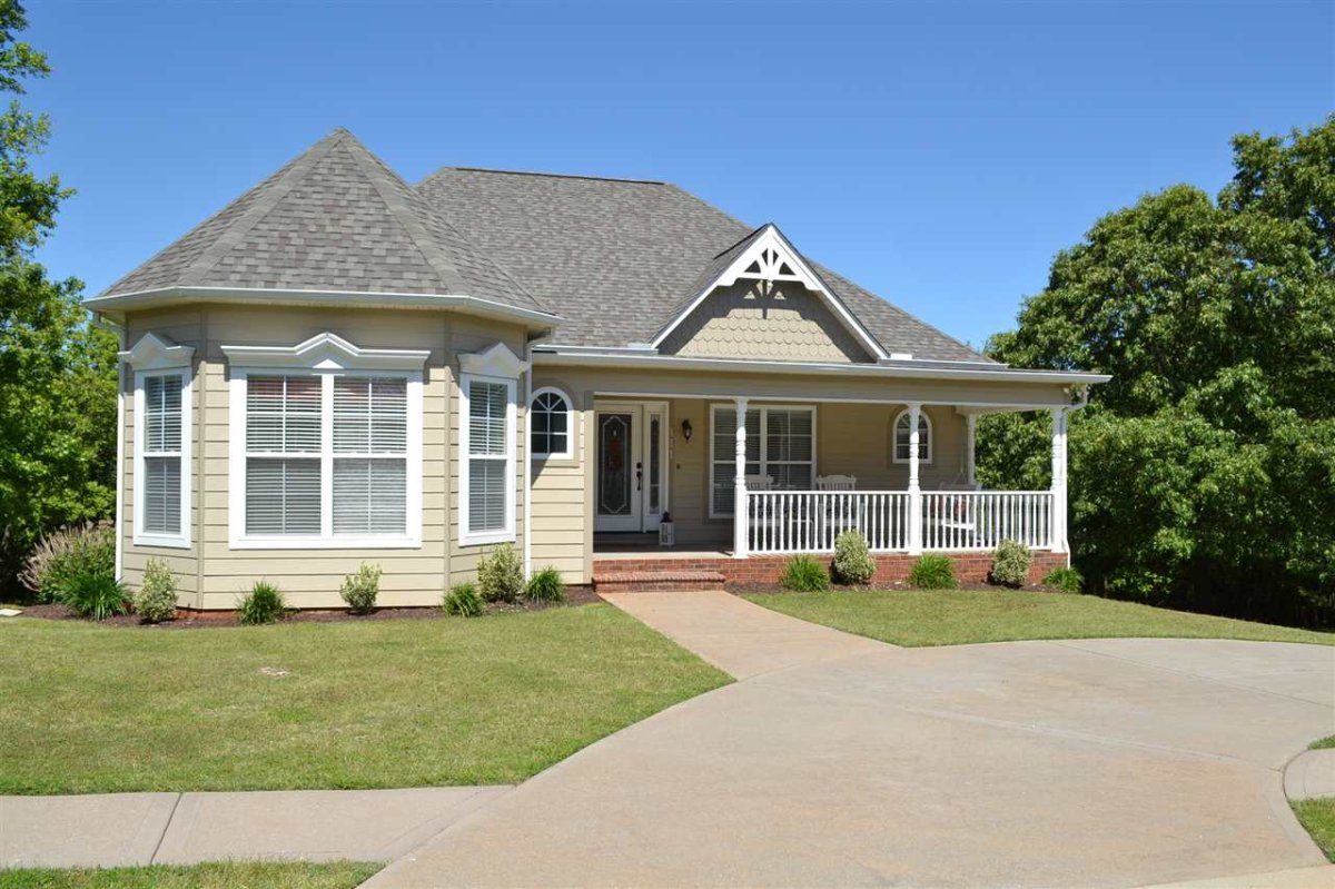 111 Paisley Promenade