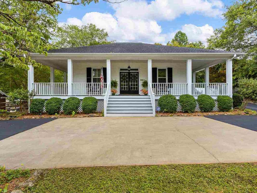 328 Round Ridge Rd
