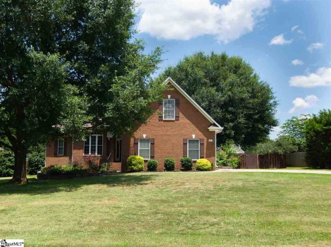 267 Valleyhigh Drive