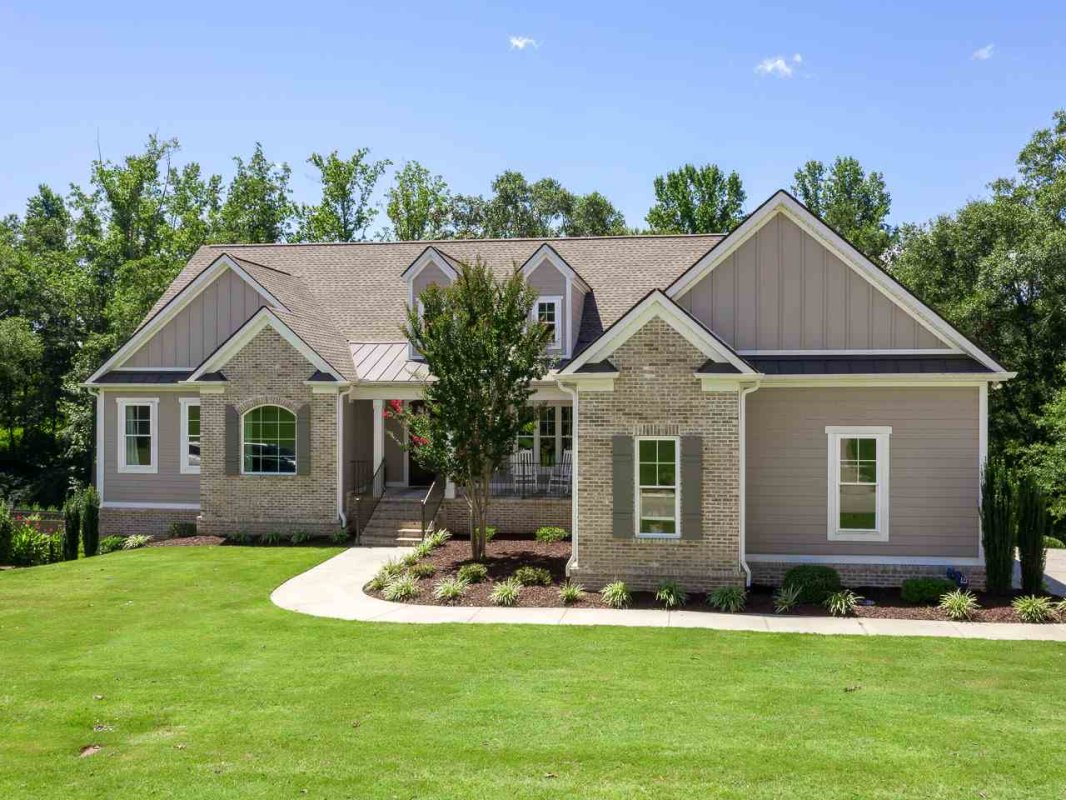 141 Emily Dr