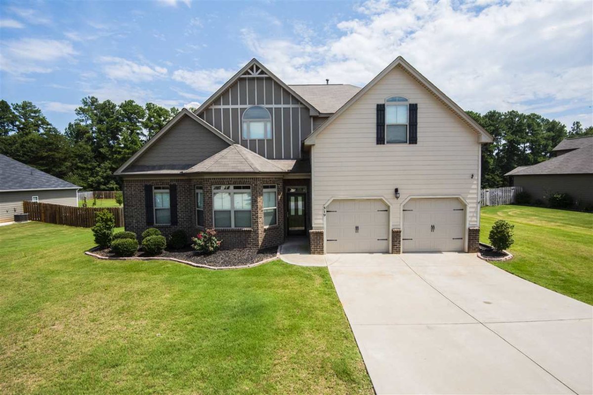 519 Bennington Farm Drive