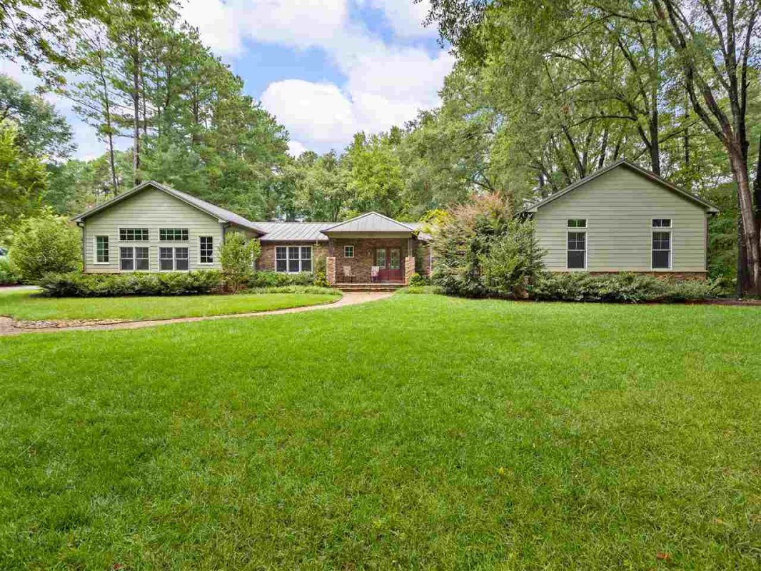 128 Shoreham Rd