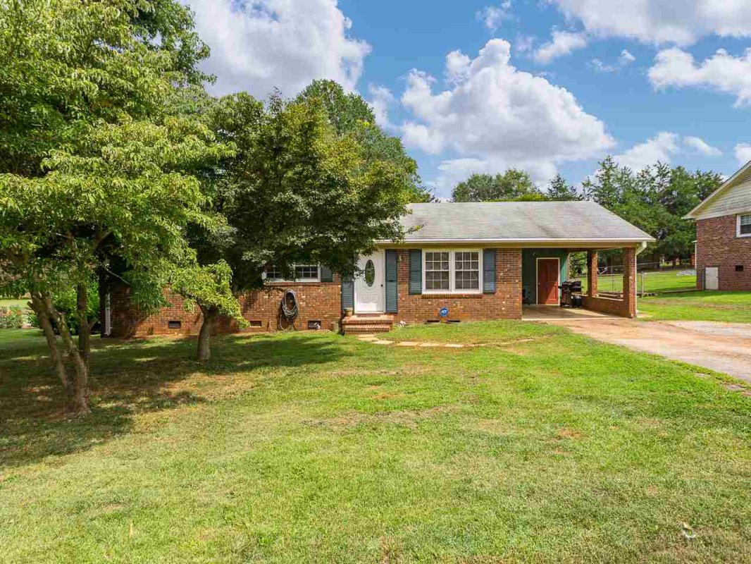 266 Ferndale Drive