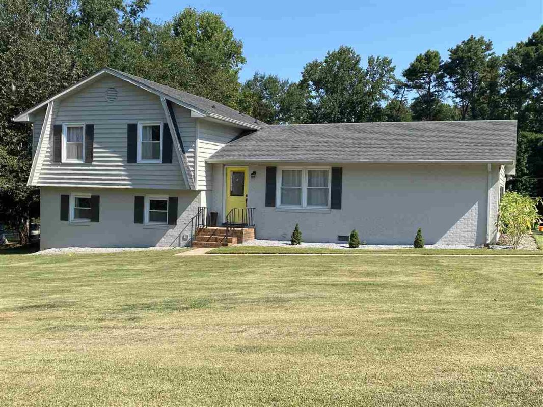 112 Woodruff Lane