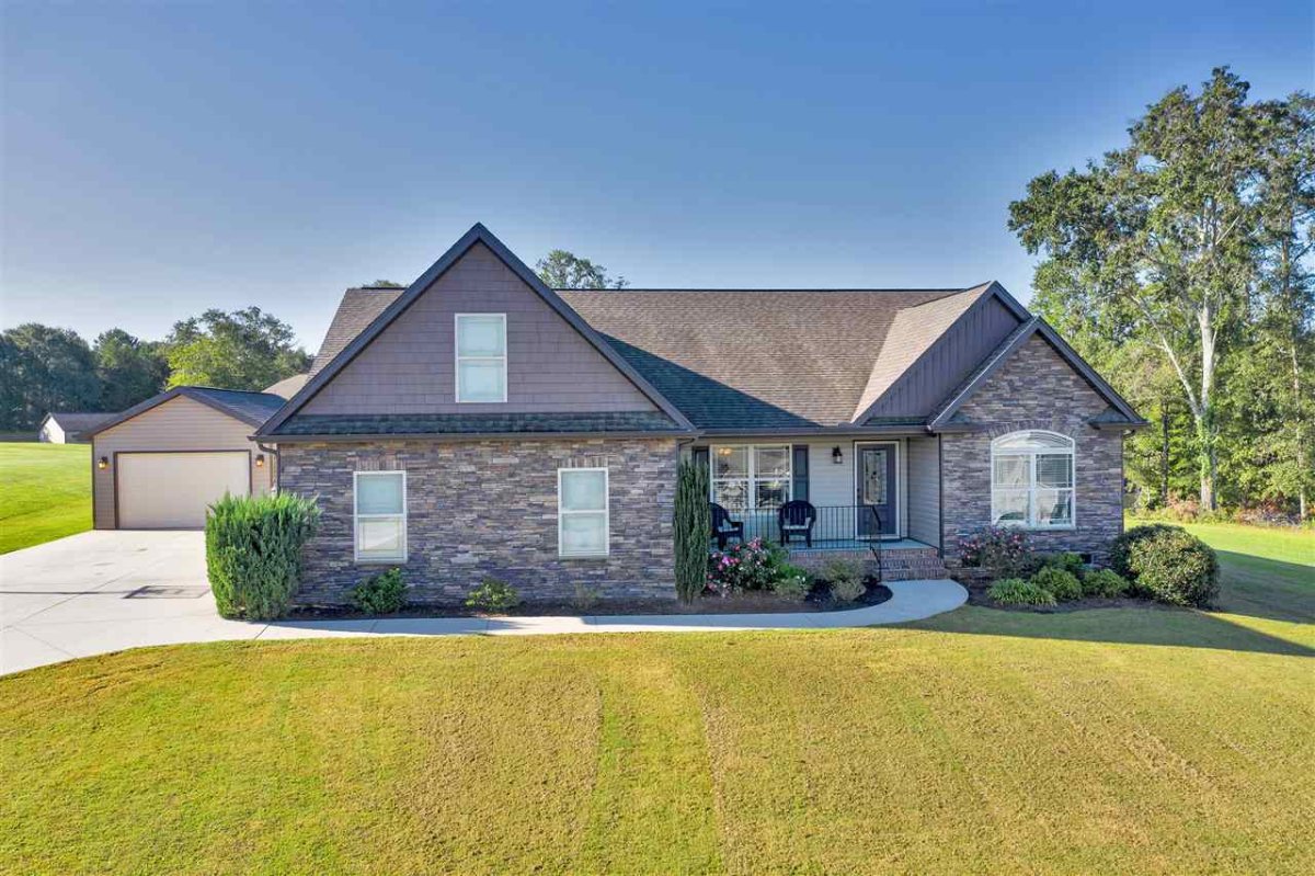 282 Glendower Lane