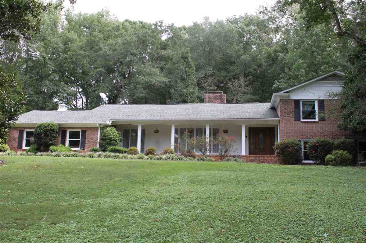153 Edgecombe Rd