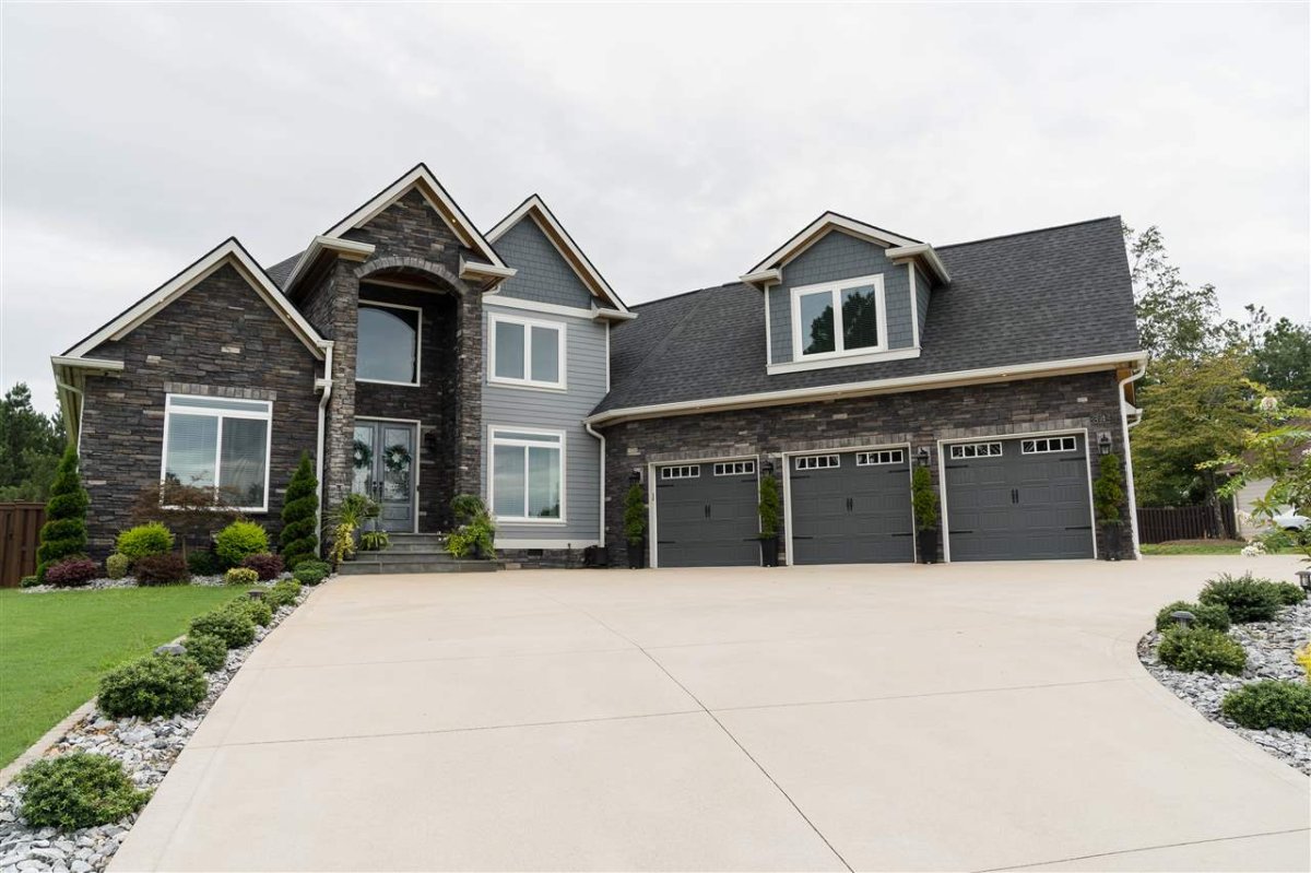 341 Country Oak Rd.