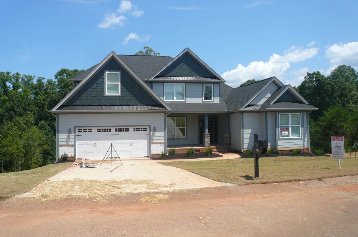 448 N Beryl Ln