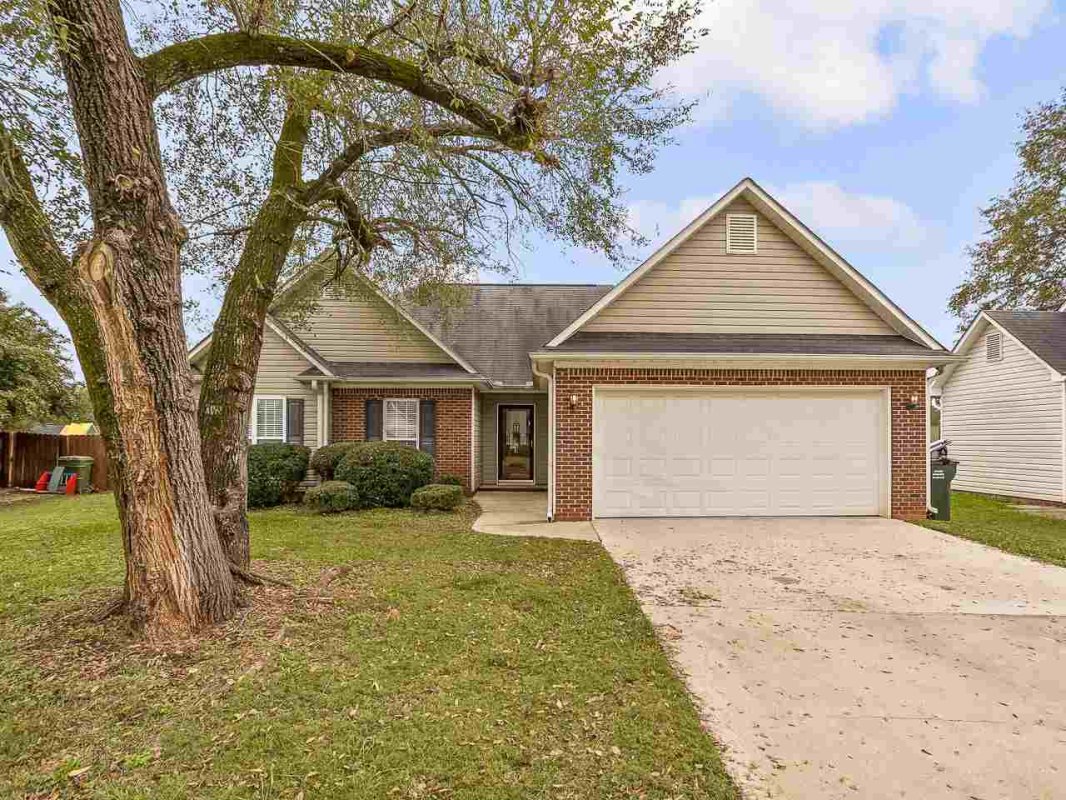 752 Running Creek Ln