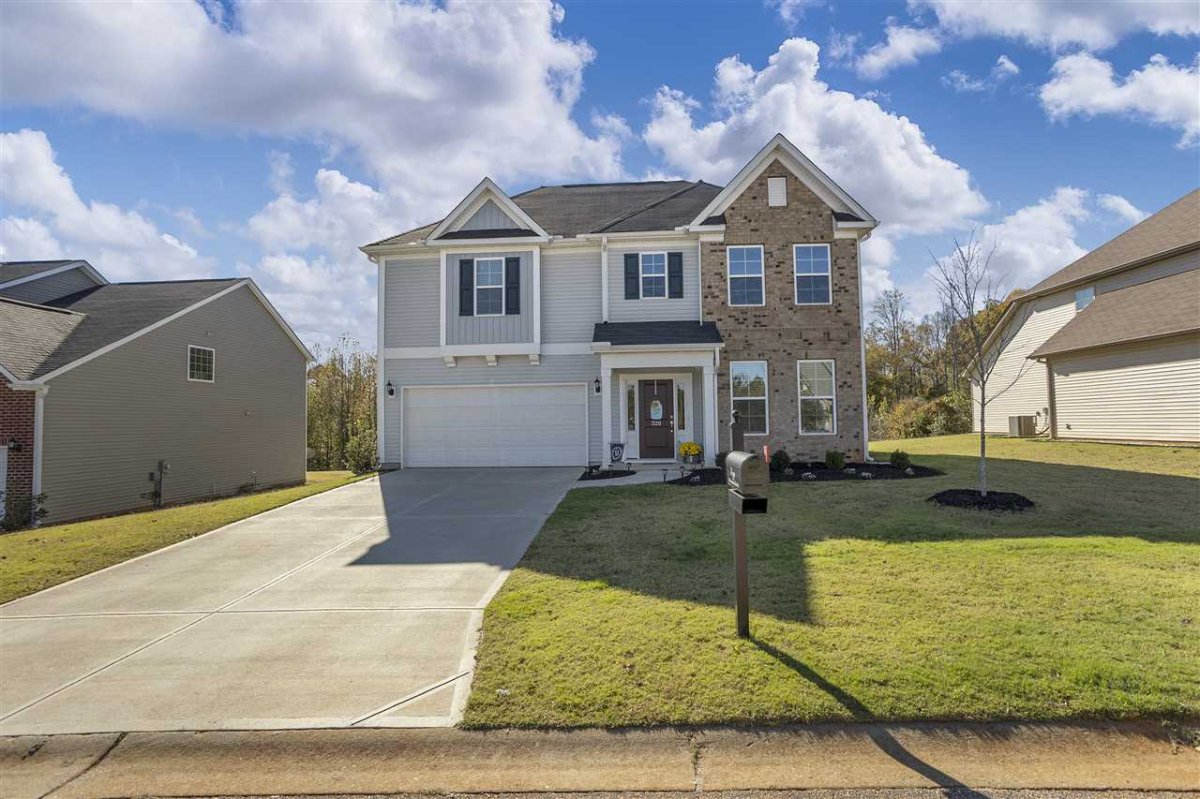 320 Autumn Glen Dr