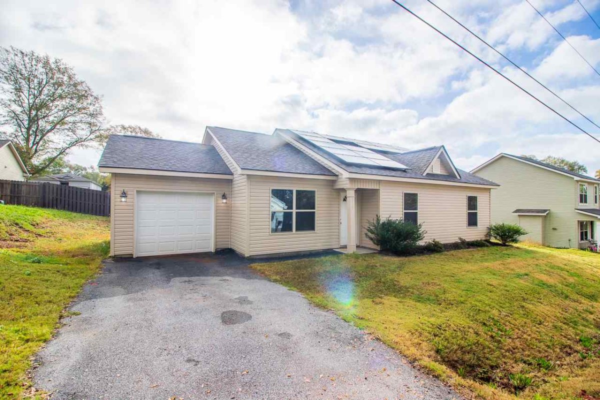 215 Crescent Circle