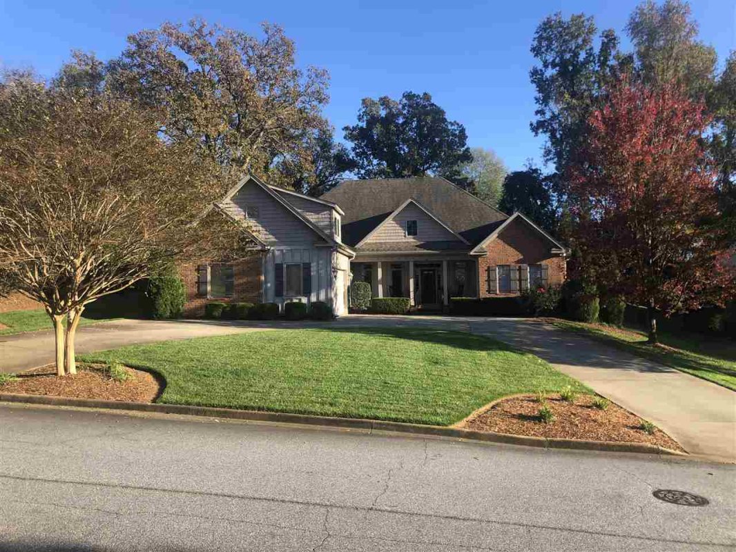 114 Sycamore Court