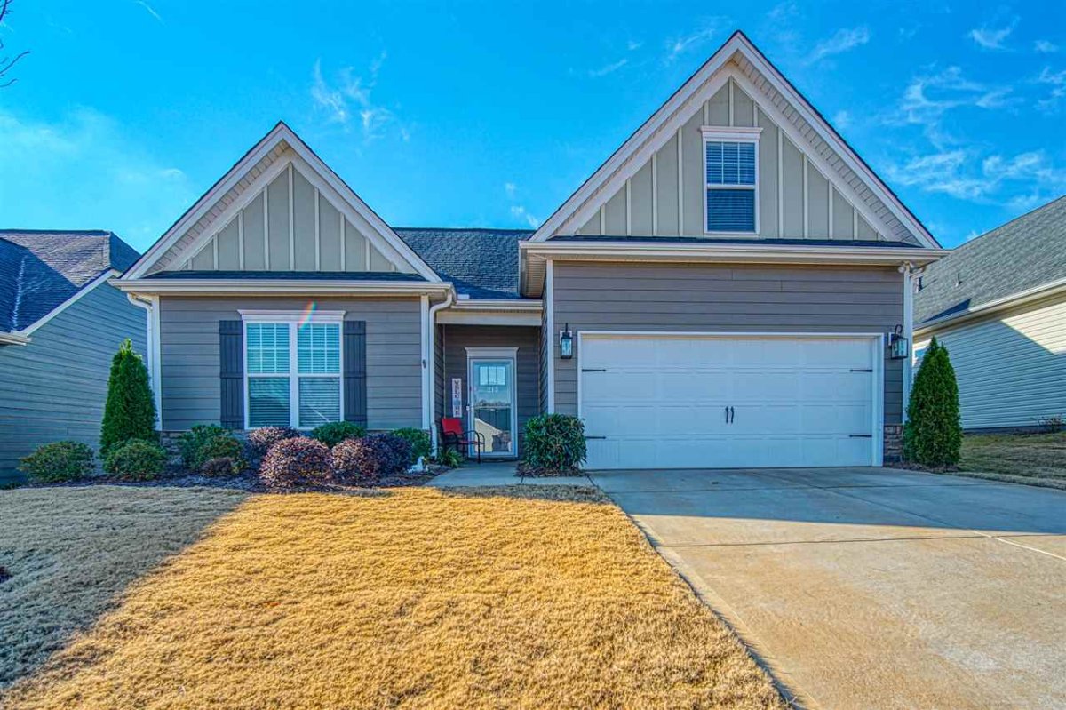 213 Cassingham Lane