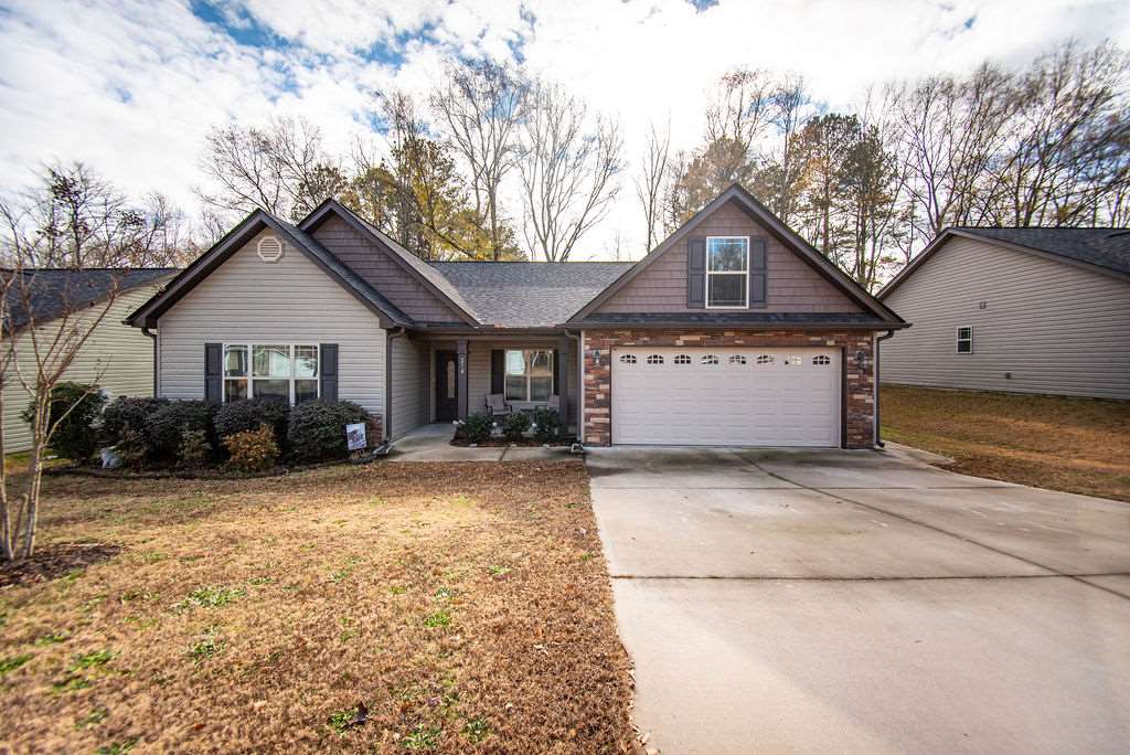 214 Heritage Creek Dr.