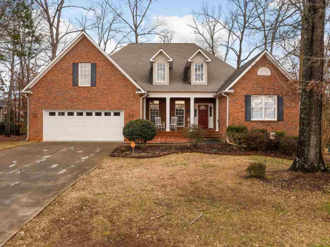 313 S Griffin Mill Court