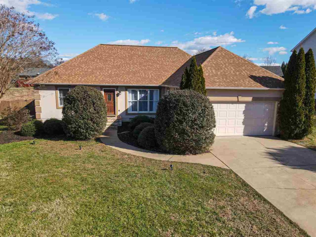 304 Middleton Ct.
