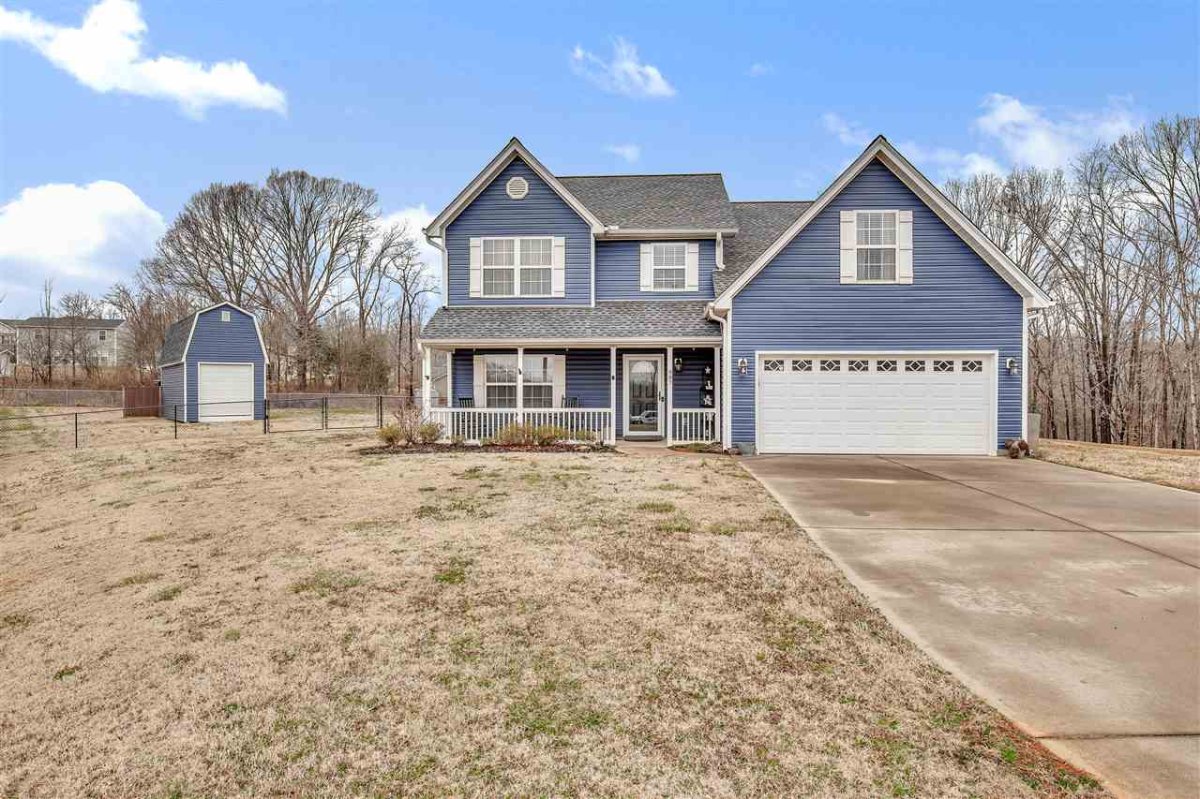 987 Echo Ridge Dr