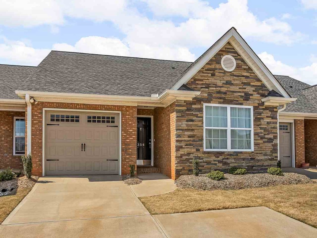 354 Amelia Springs
